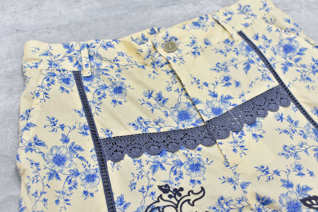 Ladder Race×Embroidery Pants