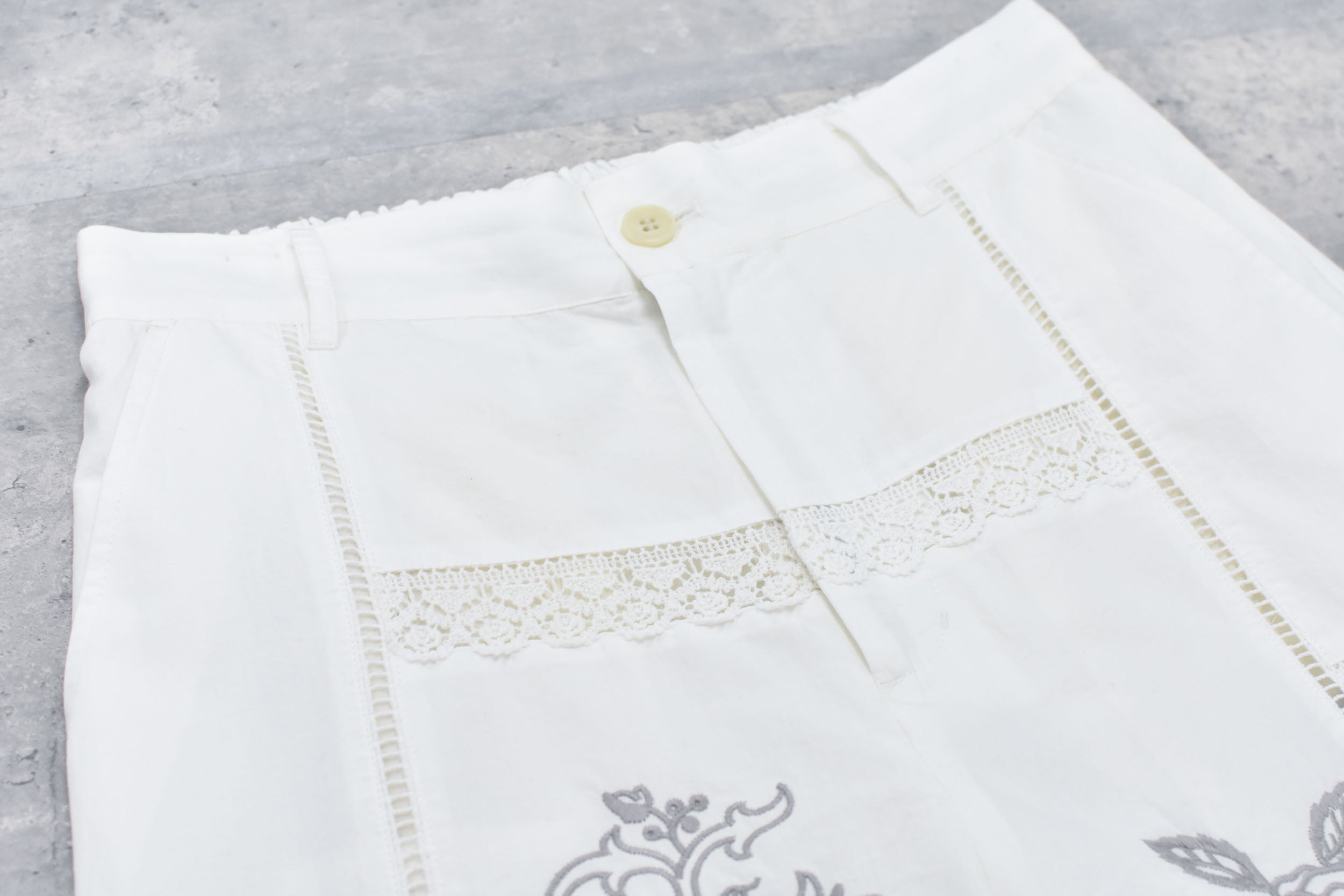 Ladder Race×Embroidery Pants