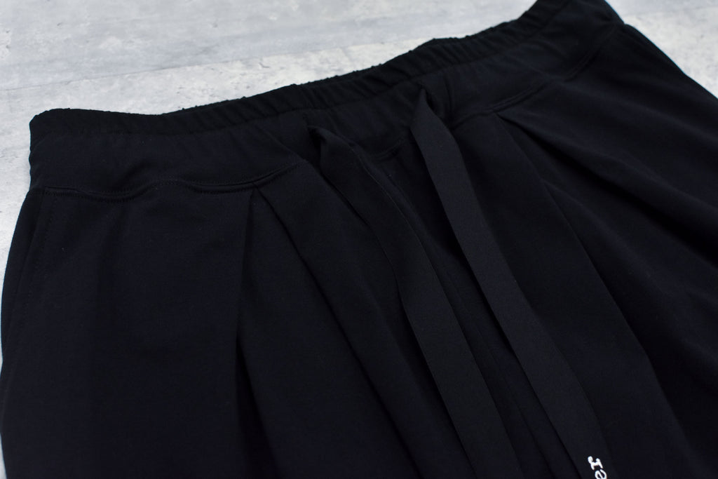 Jersey Tuck Pants / embroidery cord