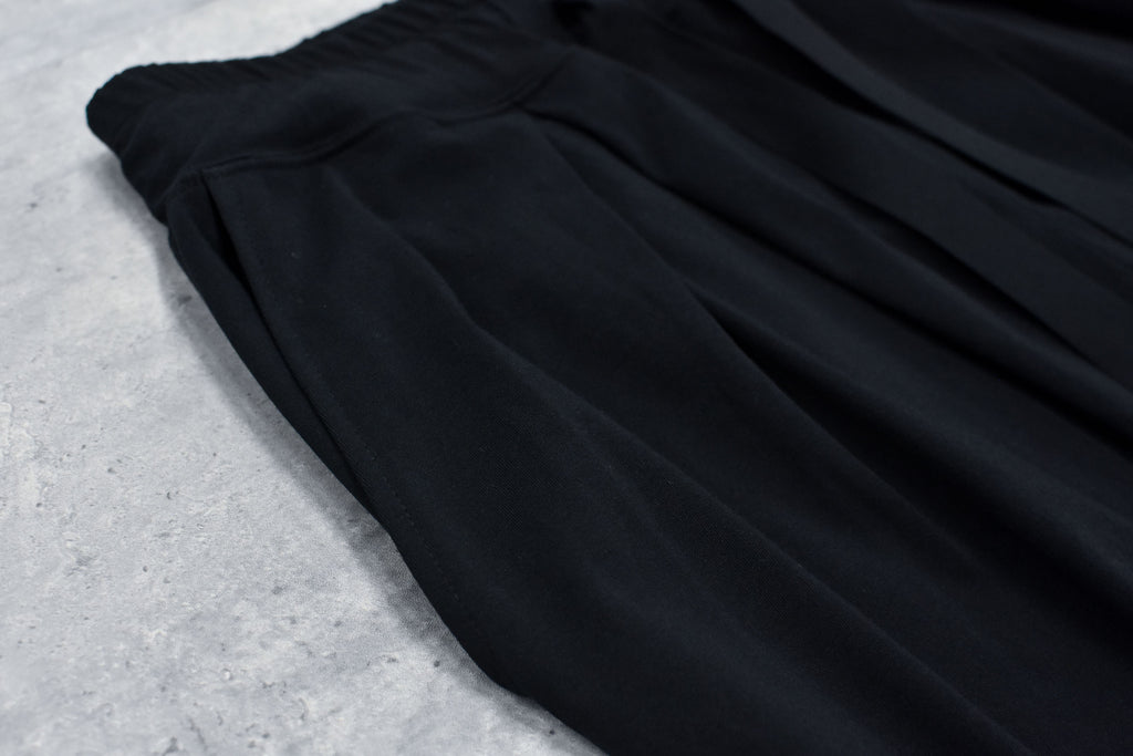 Jersey Tuck Pants / embroidery cord