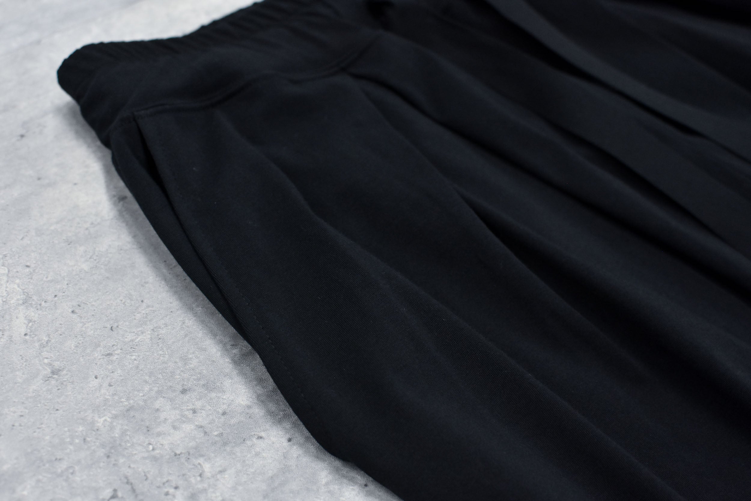Jersey Tuck Pants / embroidery cord
