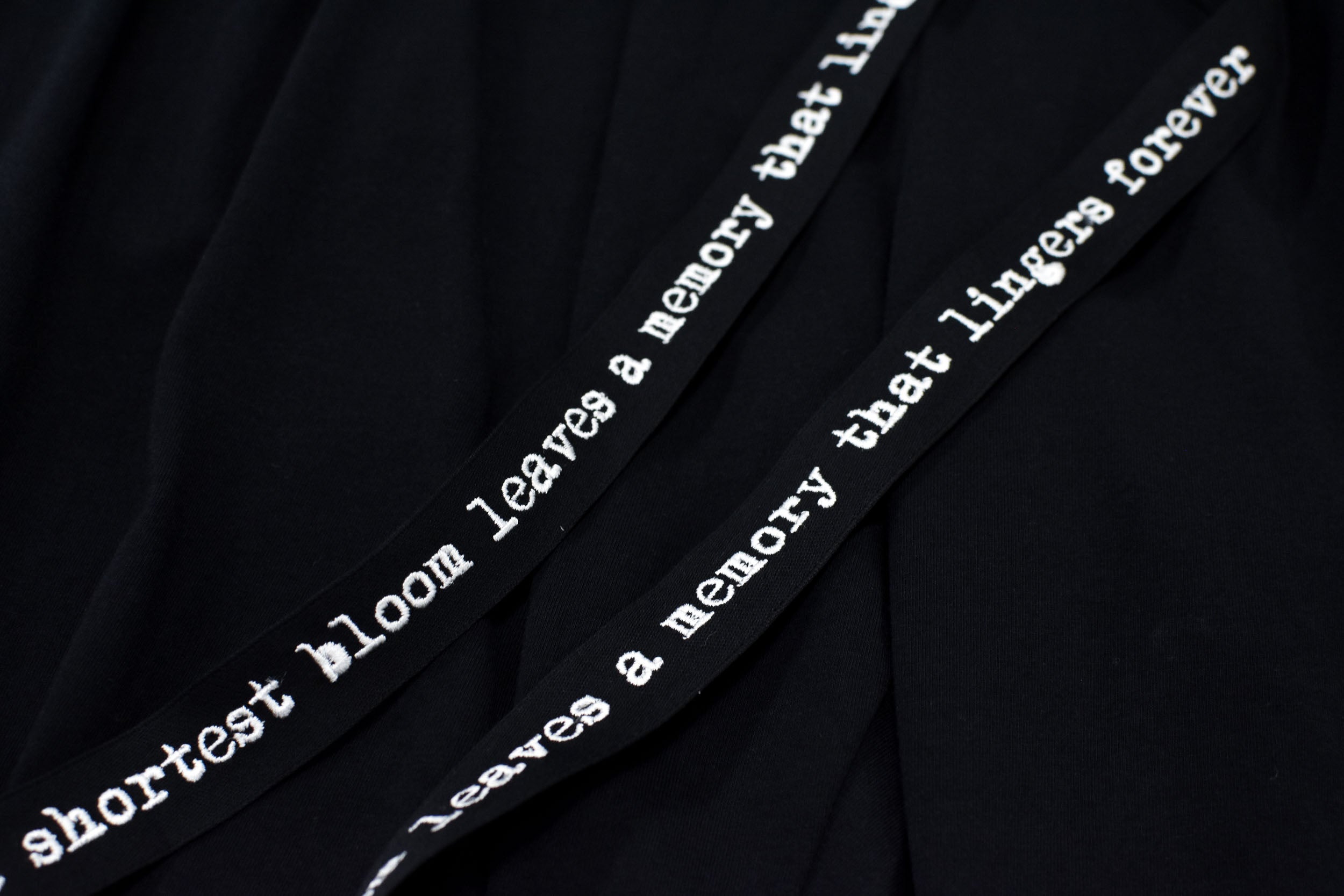 Jersey Tuck Pants / embroidery cord