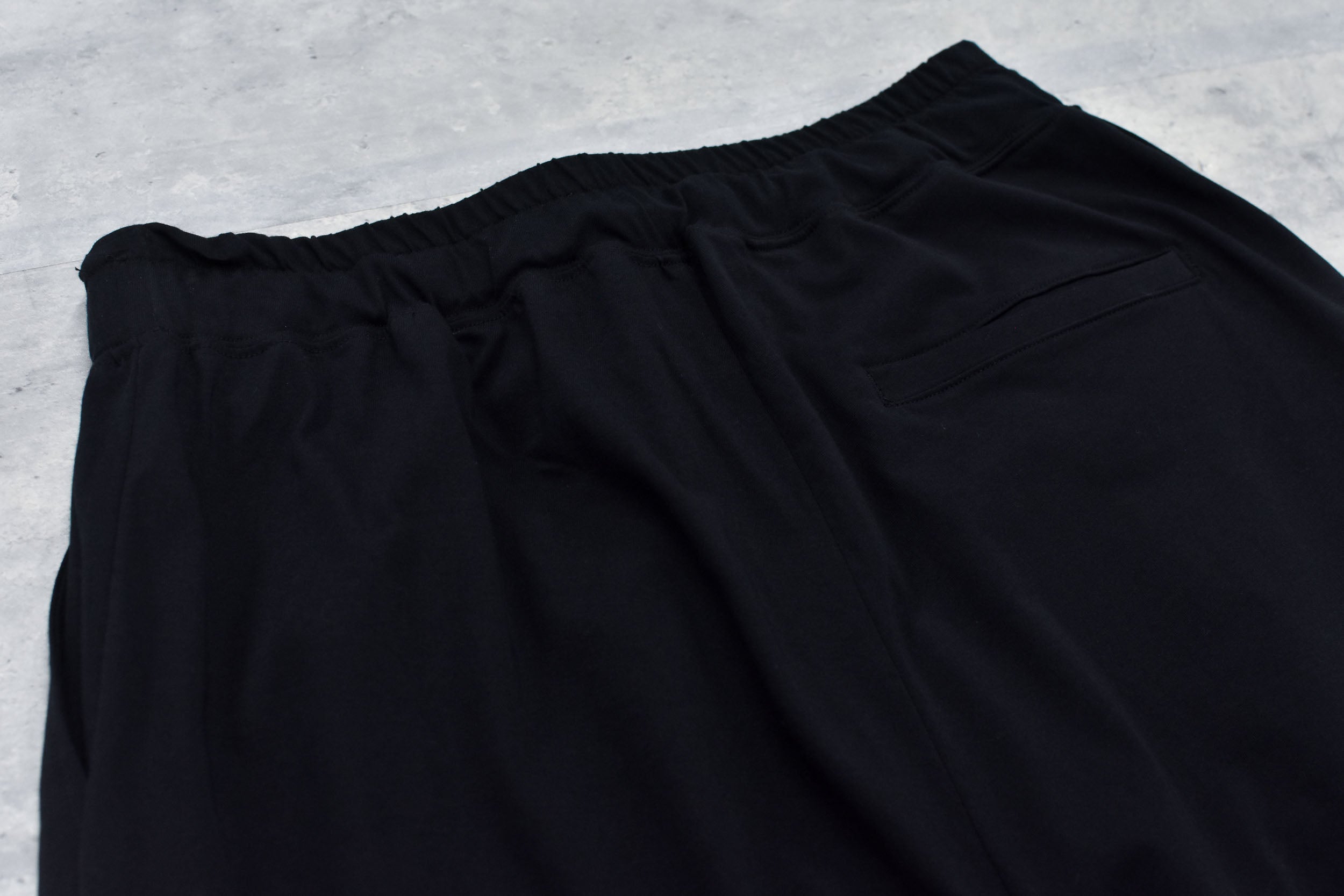 Jersey Tuck Pants / embroidery cord
