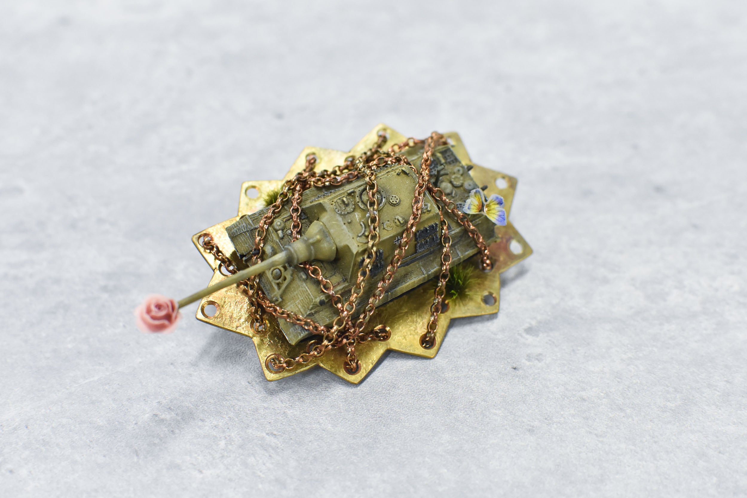 TANK Pins