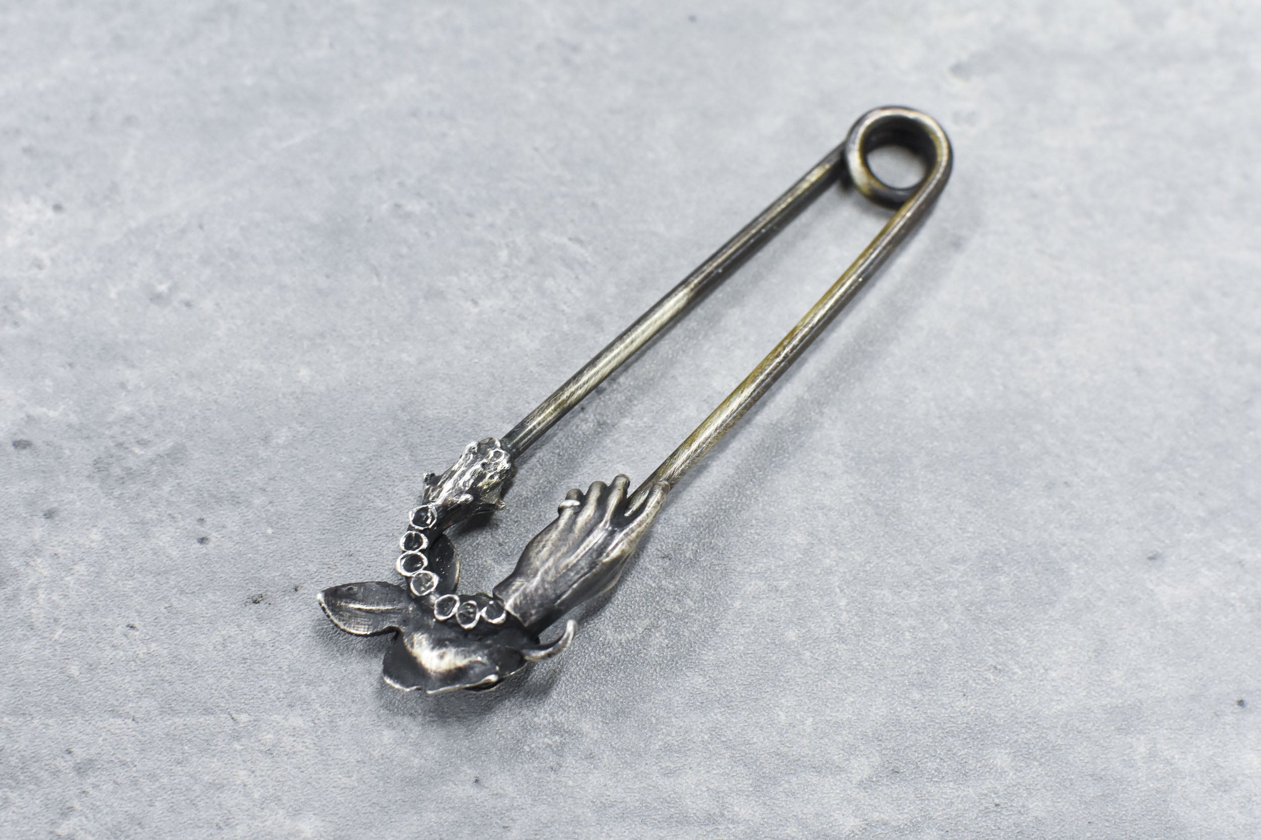 ROSE Pin